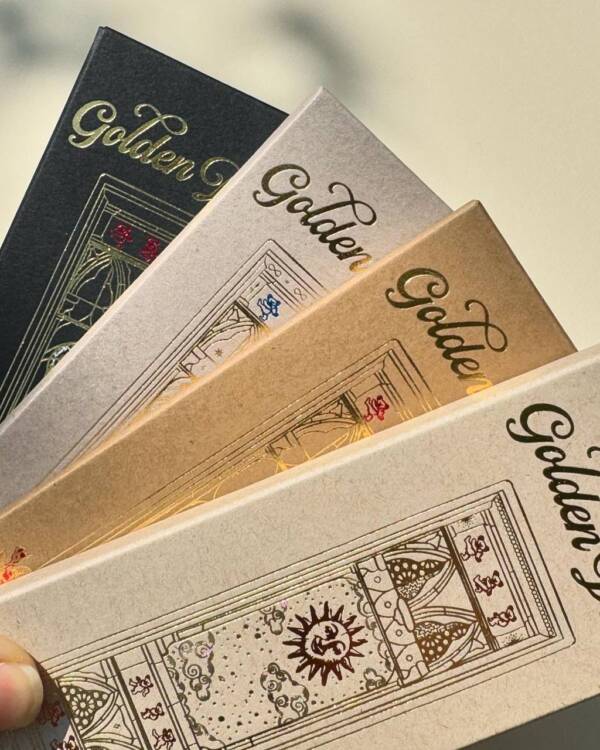 A Box of 25 Bars Mixed Flavors Wholesale